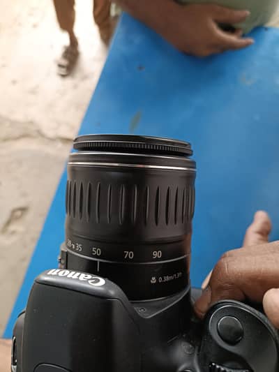 600d new condition hai