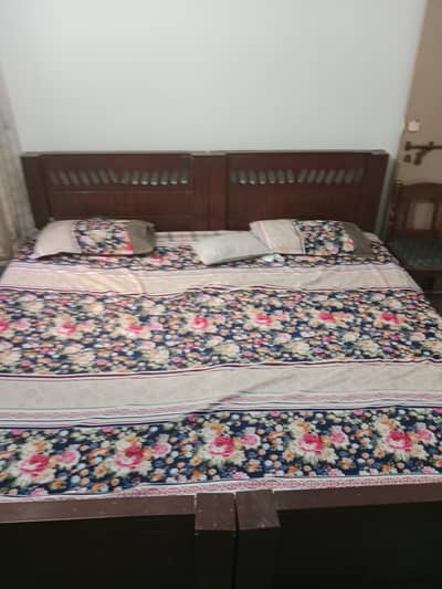 2 single bed for sale with good and heavy quality wood