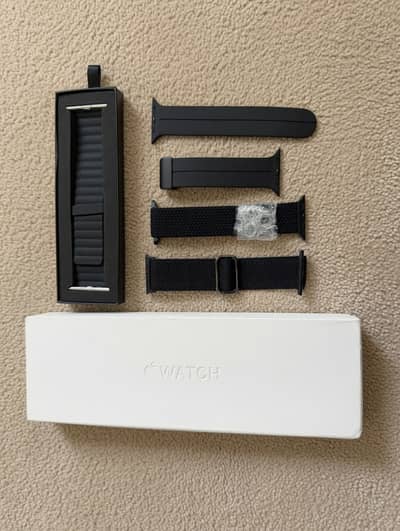 Brand New Sealed Apple Watch Series 11 46mm Jet Black with Extra Stra