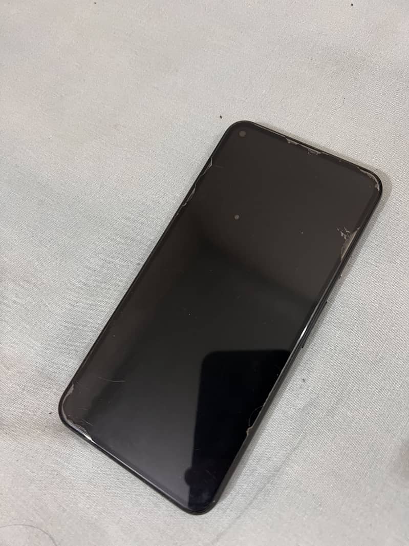Pixel 5 black 1