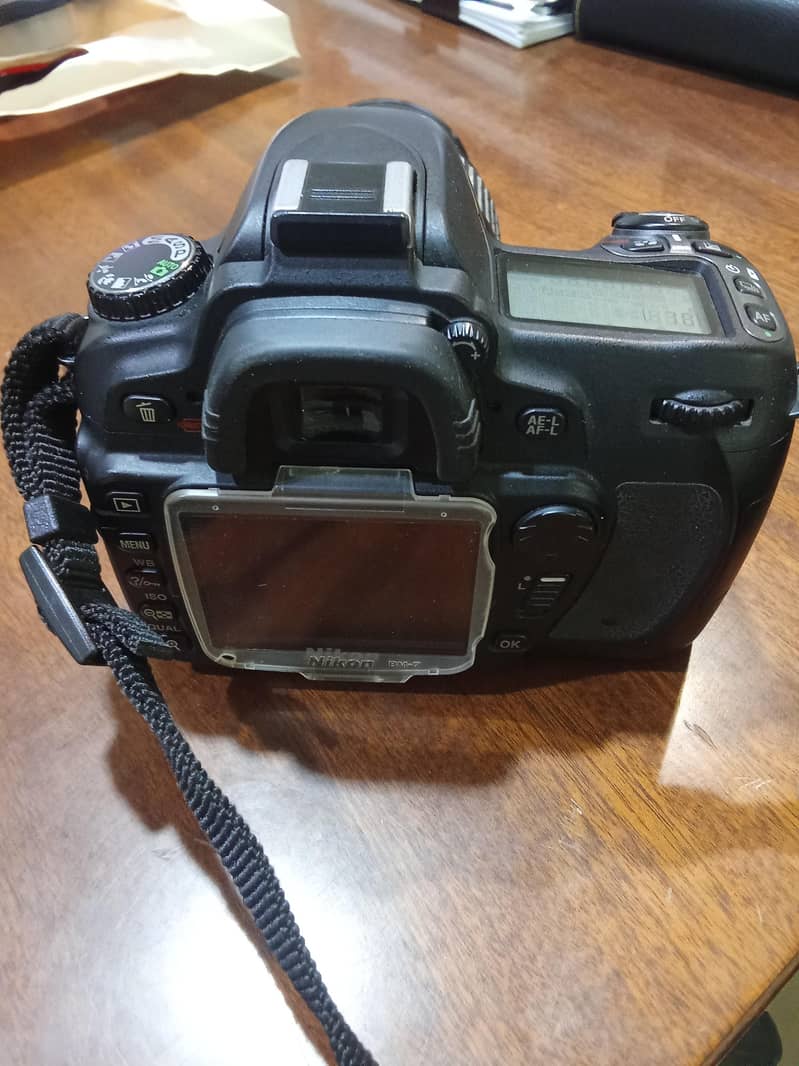 camera D80 2