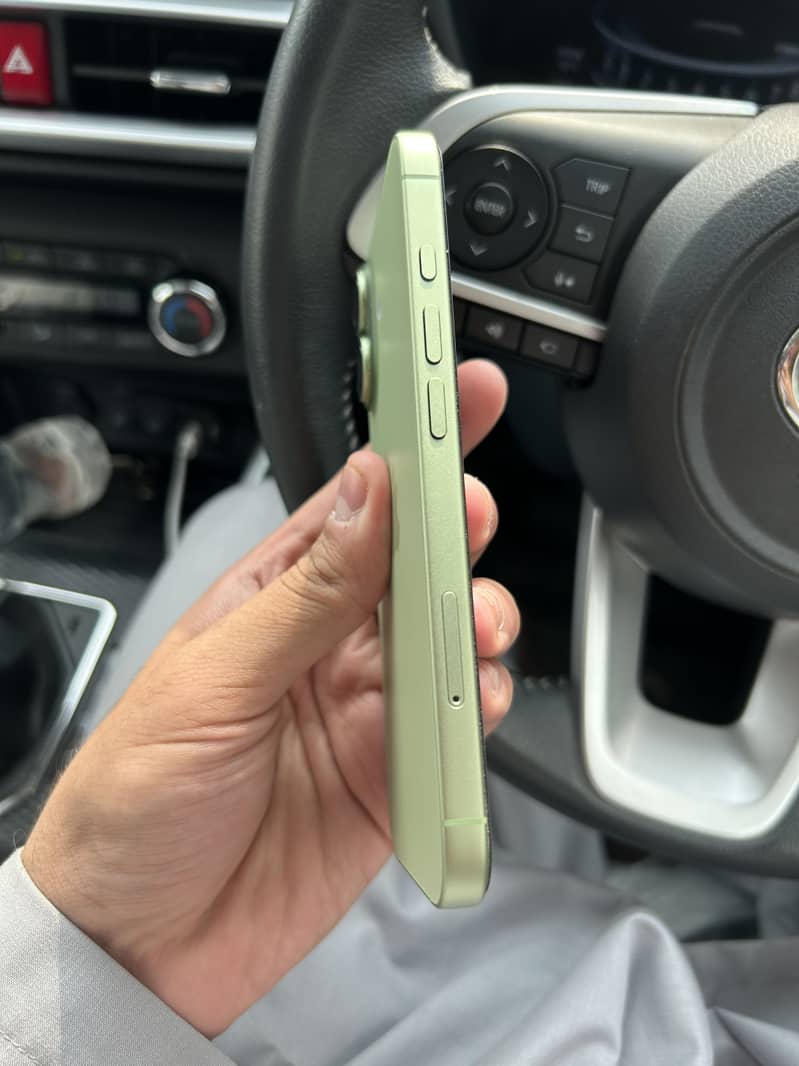 Apple iPhone 17 2