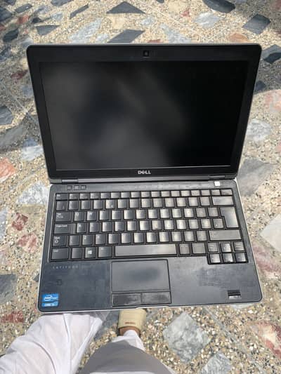 DELL LATITUDE LAPTOP
