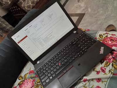 Lenovo Thinkpad E560 I5 6th gen