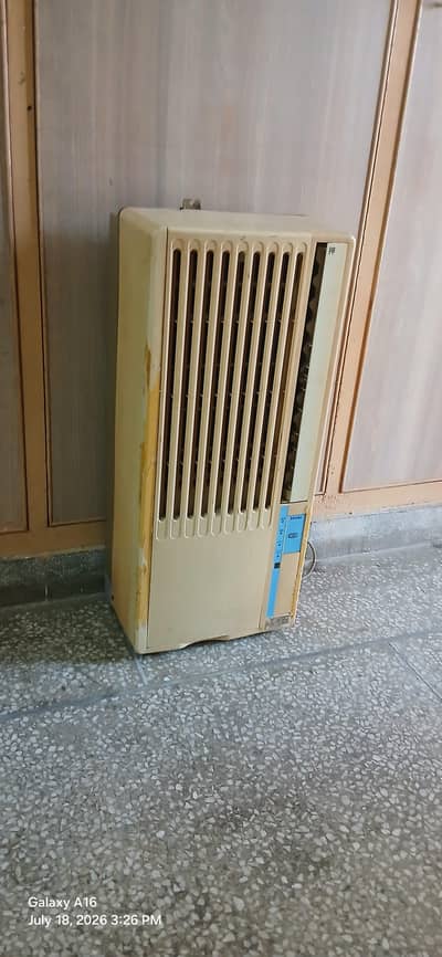 Heier 0.75 Ton Window Ac 110v