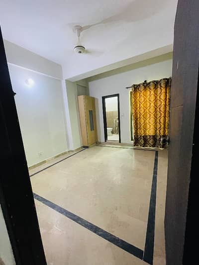 Ready To Buy A Flat 800 Square Feet In E-11