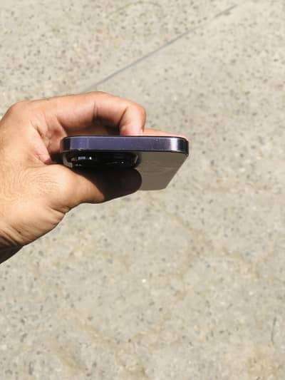 iPhone 14 pro 128 gb