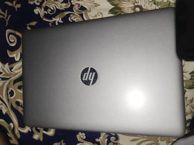 laptop hp silver colour ATNFHNS