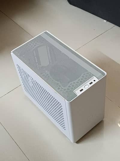 cooler master NR 200