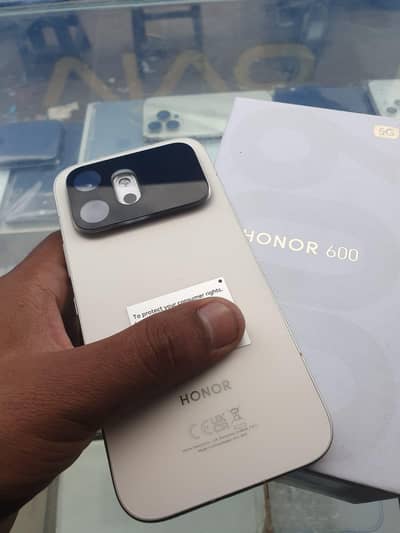 Honor 600