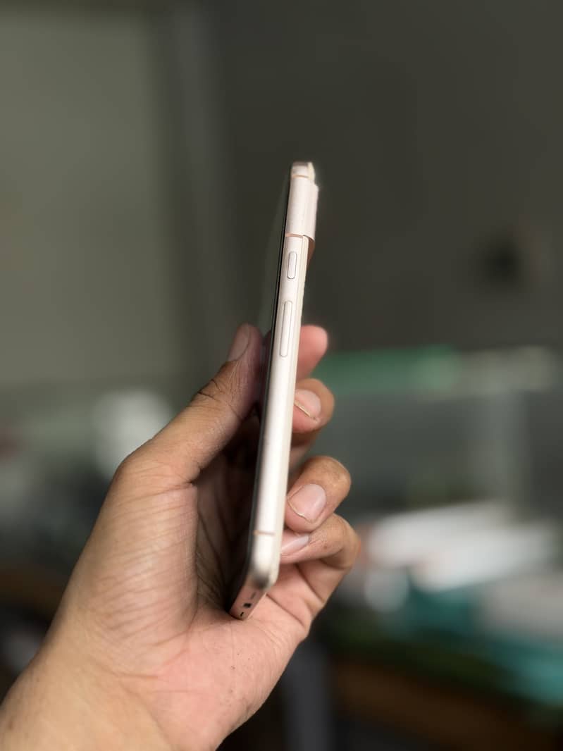 Google Pixel 8 3