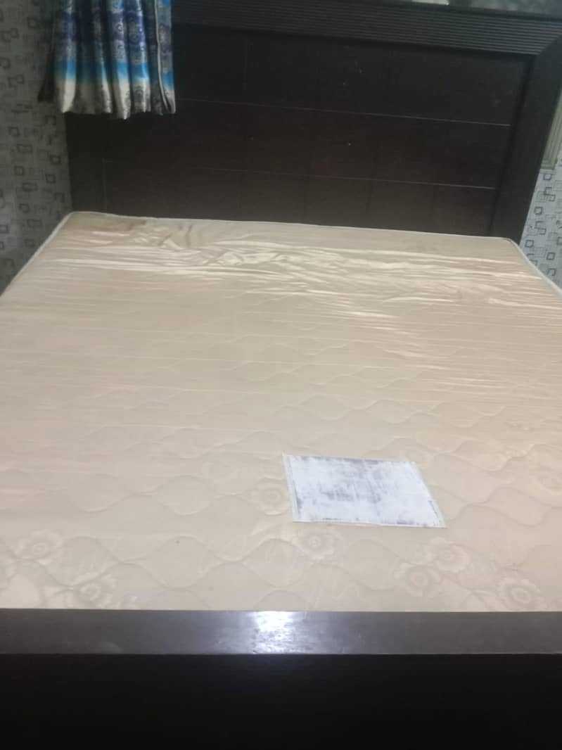 king bed 0