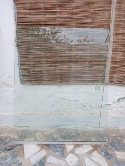 show case Glass Doors