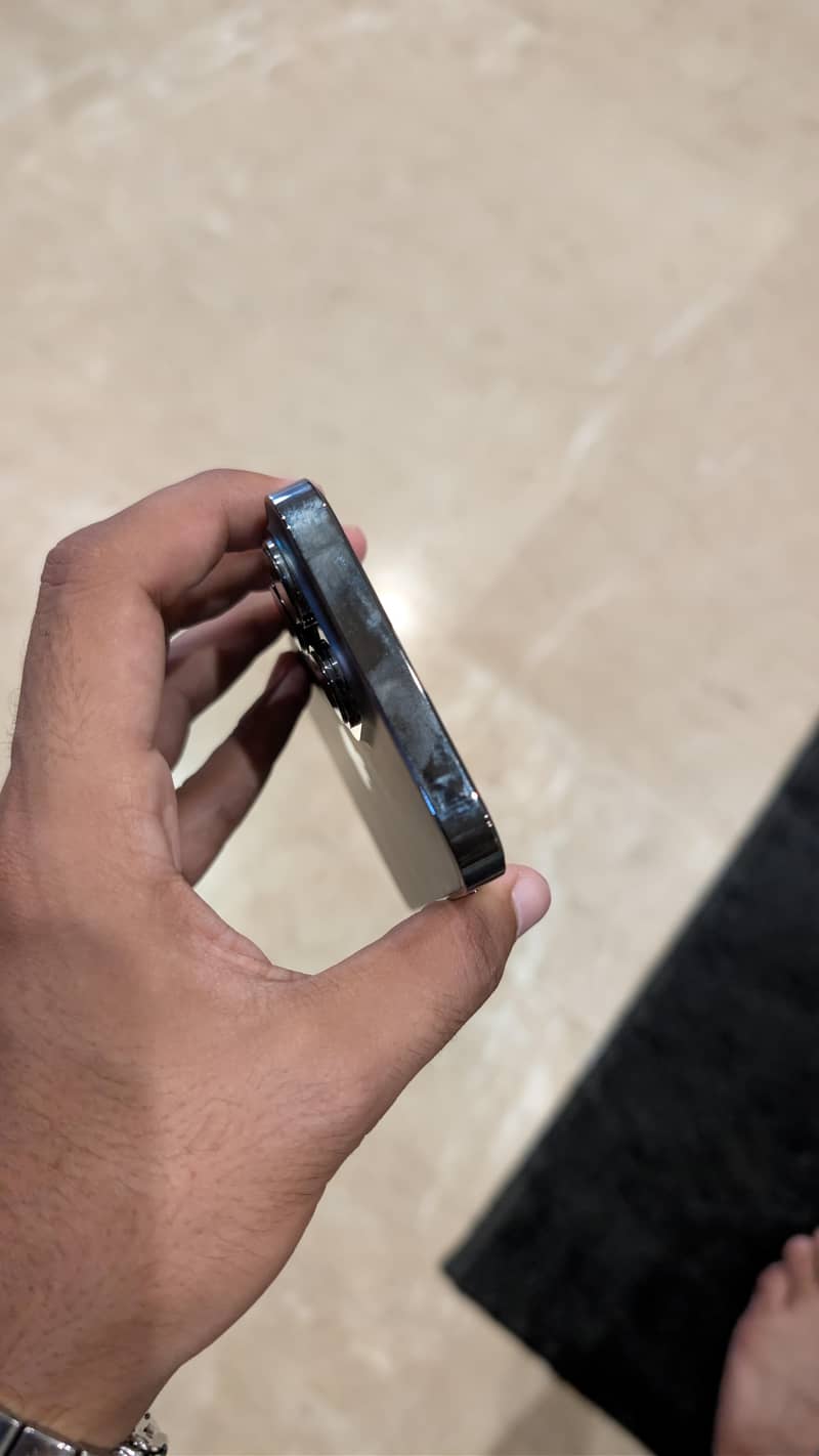 Apple iPhone 13 Pro 3