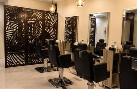 Running salon setup male/female for sale