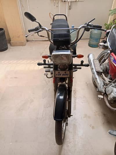 CD 70 Unique