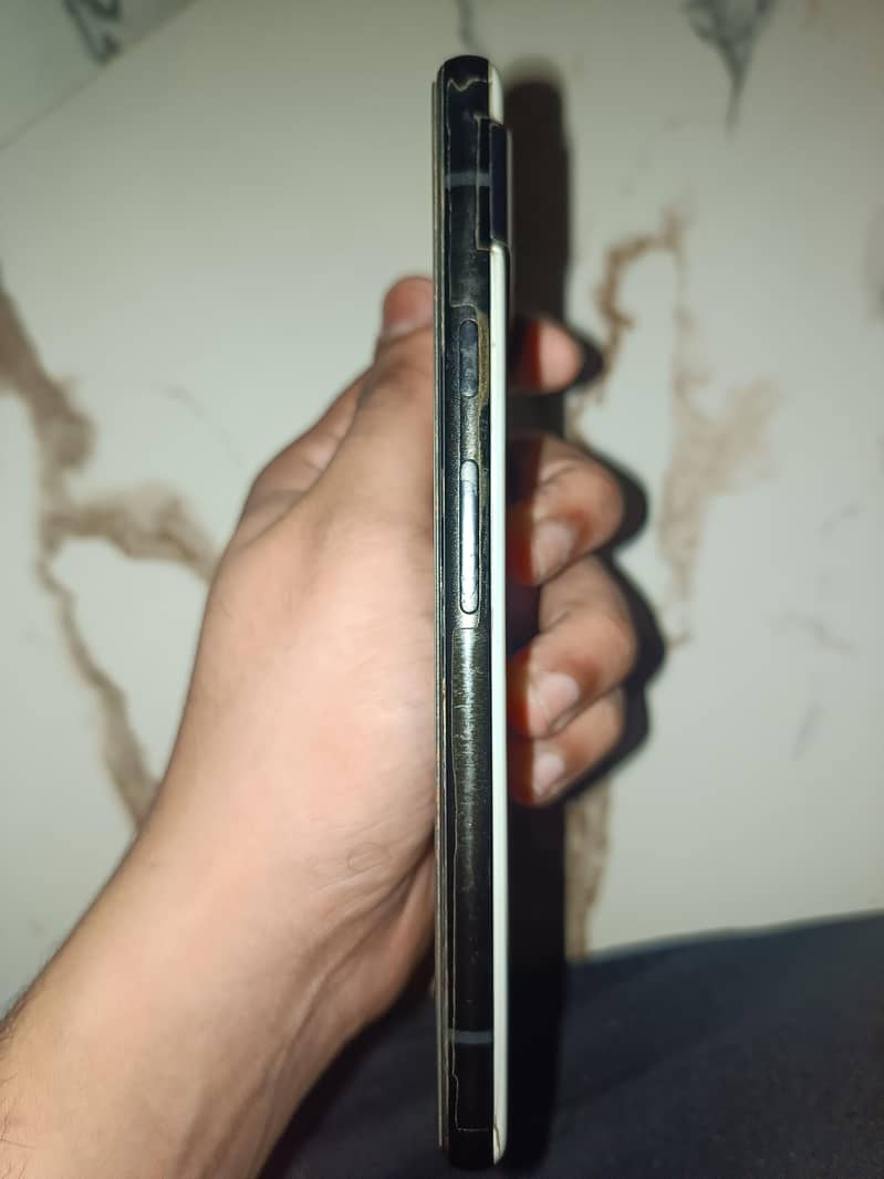 Google Pixel 6a 1