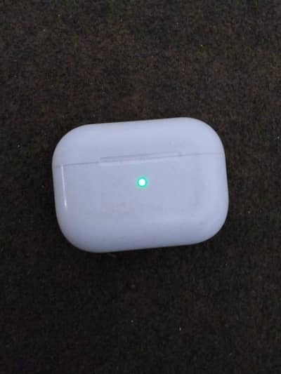 Original Apple AirPods in Excellent Condition