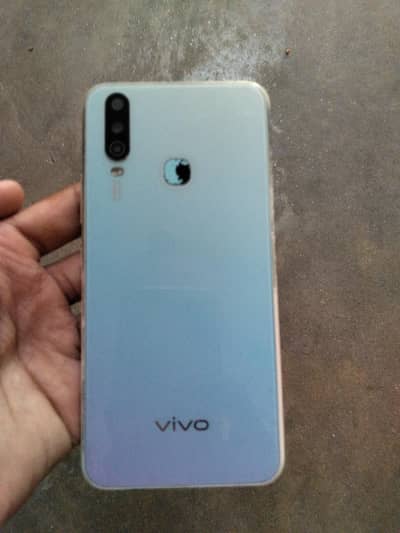 Vivo Y17