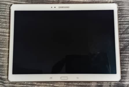 ​Title: Samsung Galaxy Tab S (SM-T800) – Excellent Condition, Stunnin
