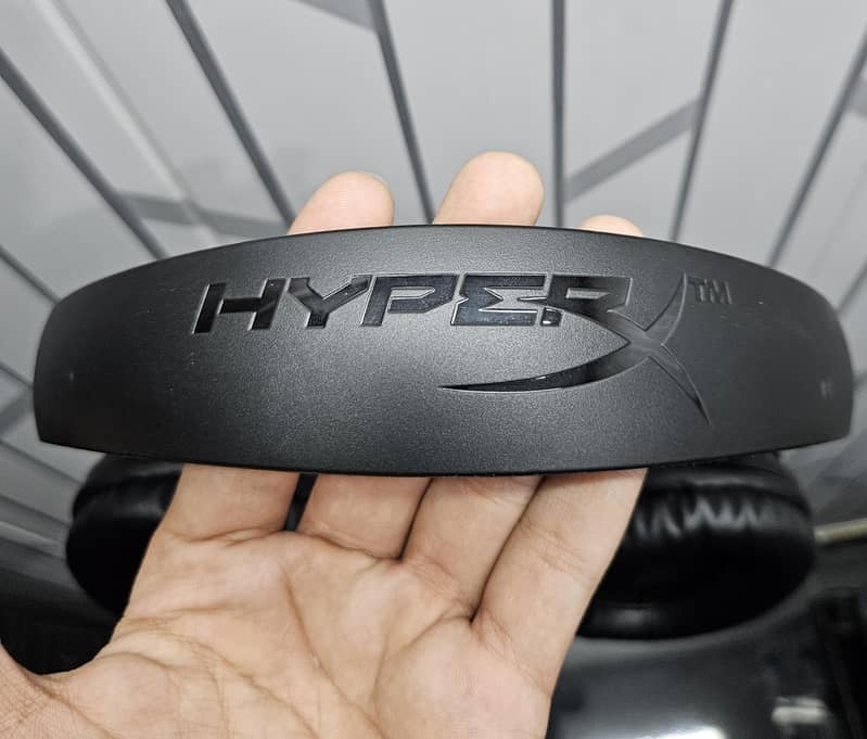 Hyperx Cloud Flight 2.4G Wireless Headphone 1