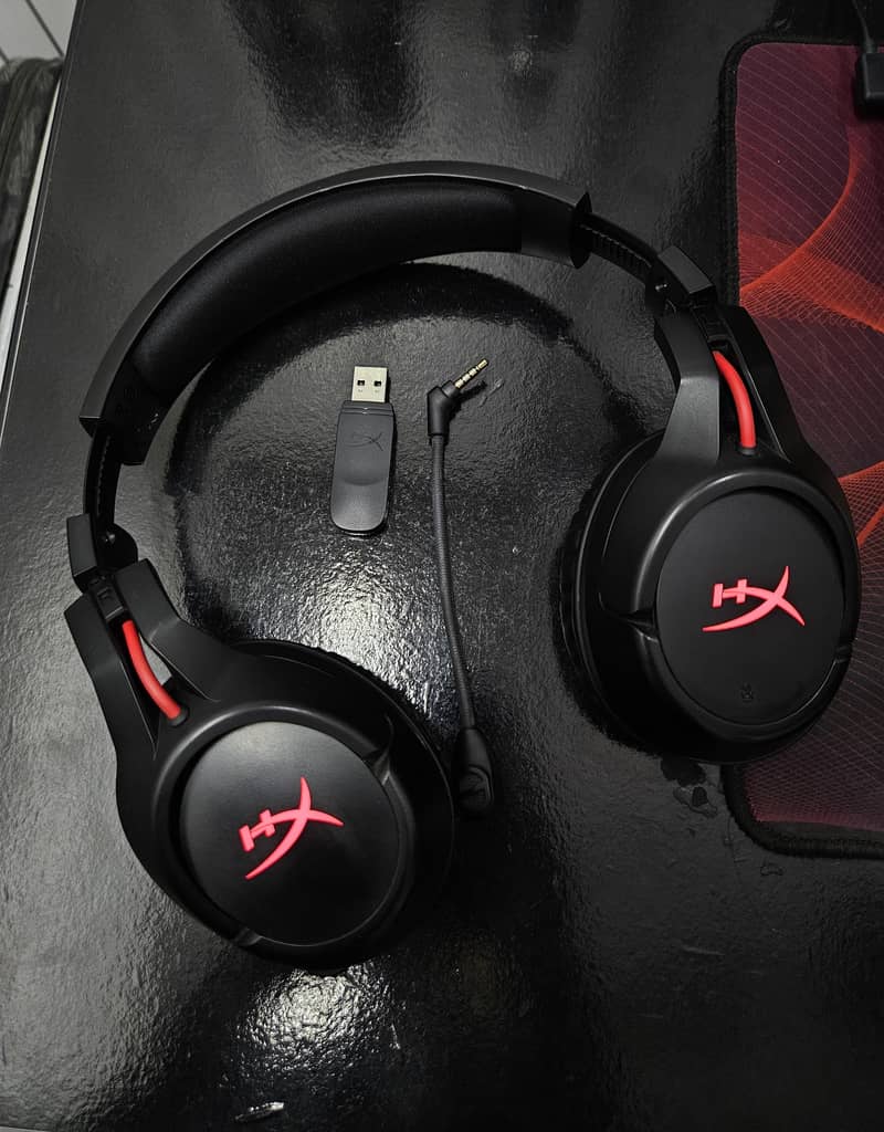 Hyperx Cloud Flight 2.4G Wireless Headphone 4
