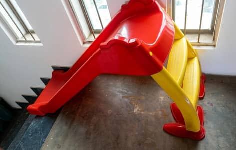 2-Step Kids Plastic Slide | Indoor & Outdoor | Good Condition
