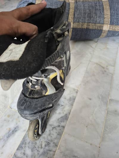 skates