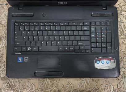 AMD E-300 APU with Radeon(tm) HD Graphics with 1gb graphics