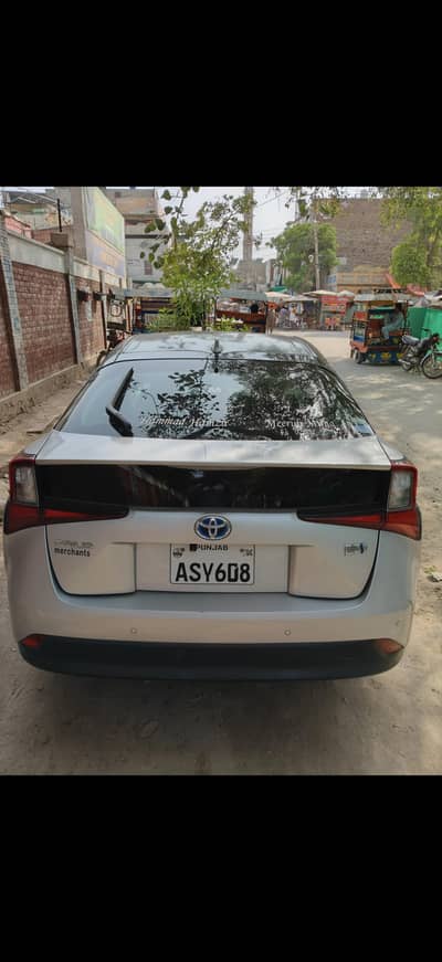Toyota Prius 2025