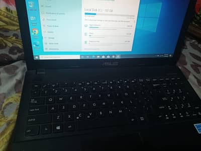 ASUS LEPTOP