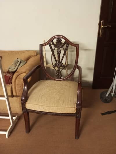 Solid Wooden Luxury Arm Chair | Classic Carved Design