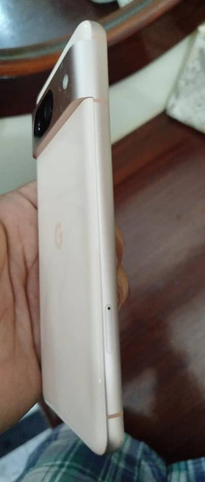 Google Pixel 8