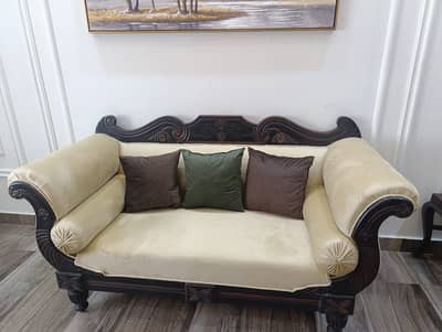 Luxury 6 Seater Chinioti Sofa Set for Sale | Premium Wooden Sofa
