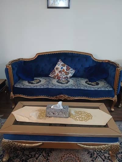 5 seater Sofa Set With center table and 2 side tables