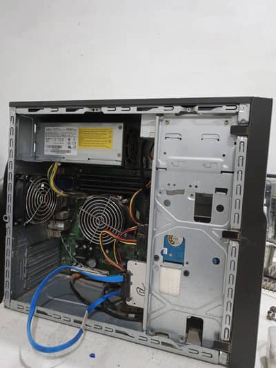 i 5 3rd generation, 32 gb ram 128 SSD/ 350 standard hard
