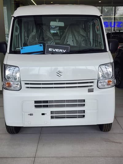 Suzuki Every 2025