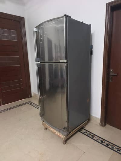Dawlance full Size fridge for sale
