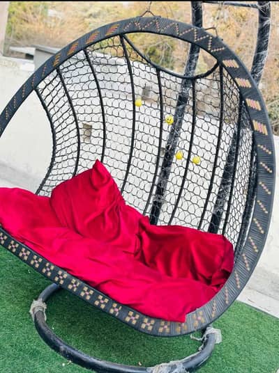 outdoor hanging swing