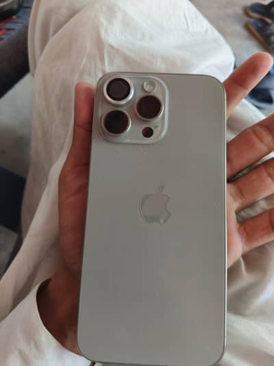 Apple iPhone 15 plus
