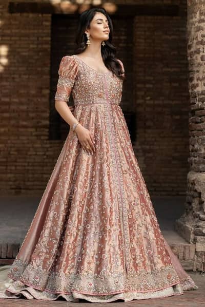 Rent and Salling weeding,Maxi,Bridal, Party Wear & Lehnga lehenga