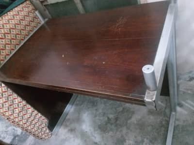 wooden study table
