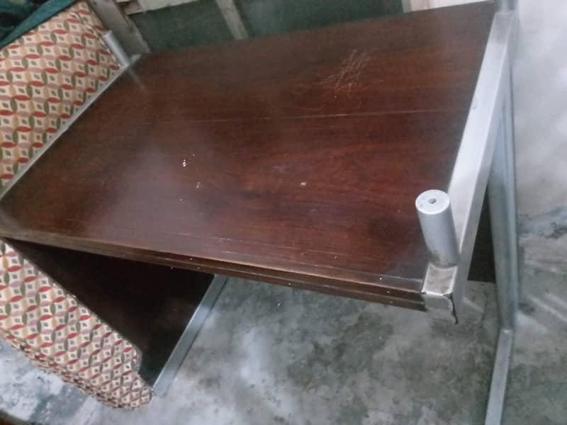 wooden study table 0