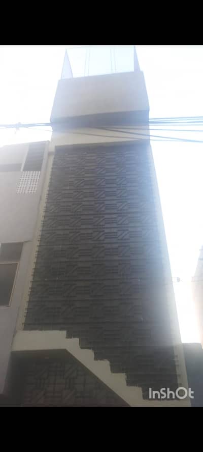 Luxury house in reasonable price, Prime location
