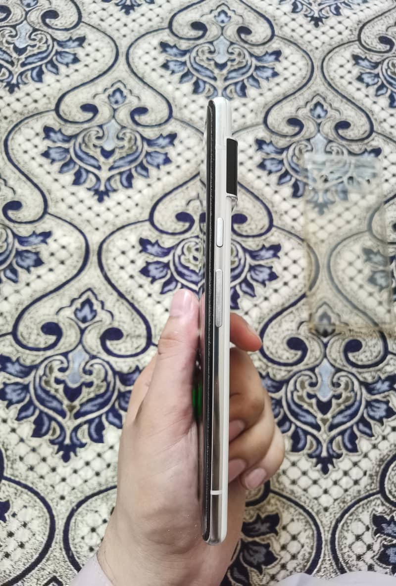 Google Pixel 6 Pro 2