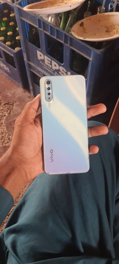 Vivo S1