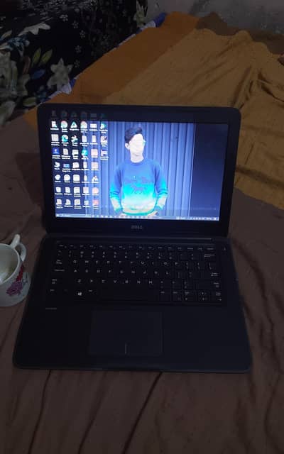 Dell latitude 3380 laptop