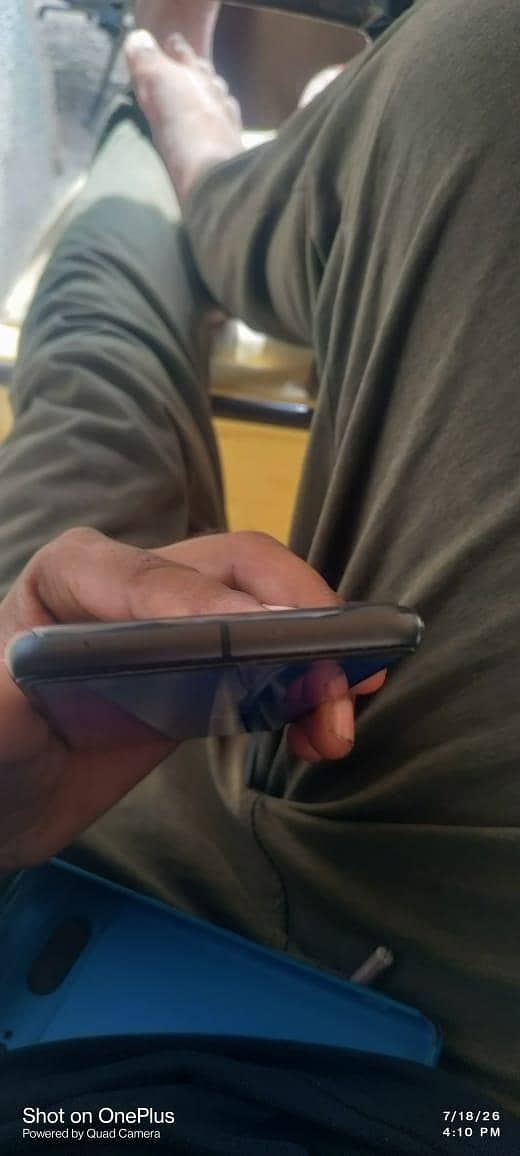 Google Pixel 7 3