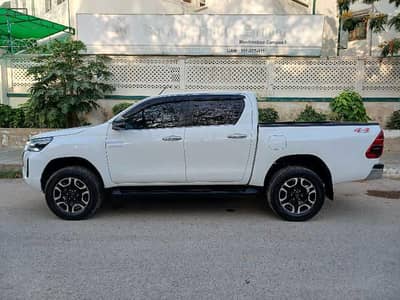 Toyota Hilux 2021