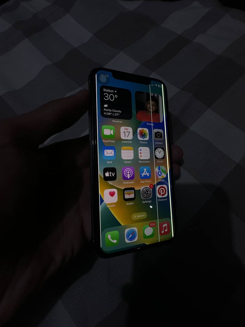 Apple iPhone X 5